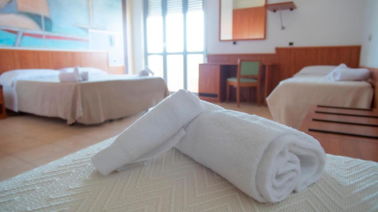 Hotel Royal Джулианова Екстериор снимка