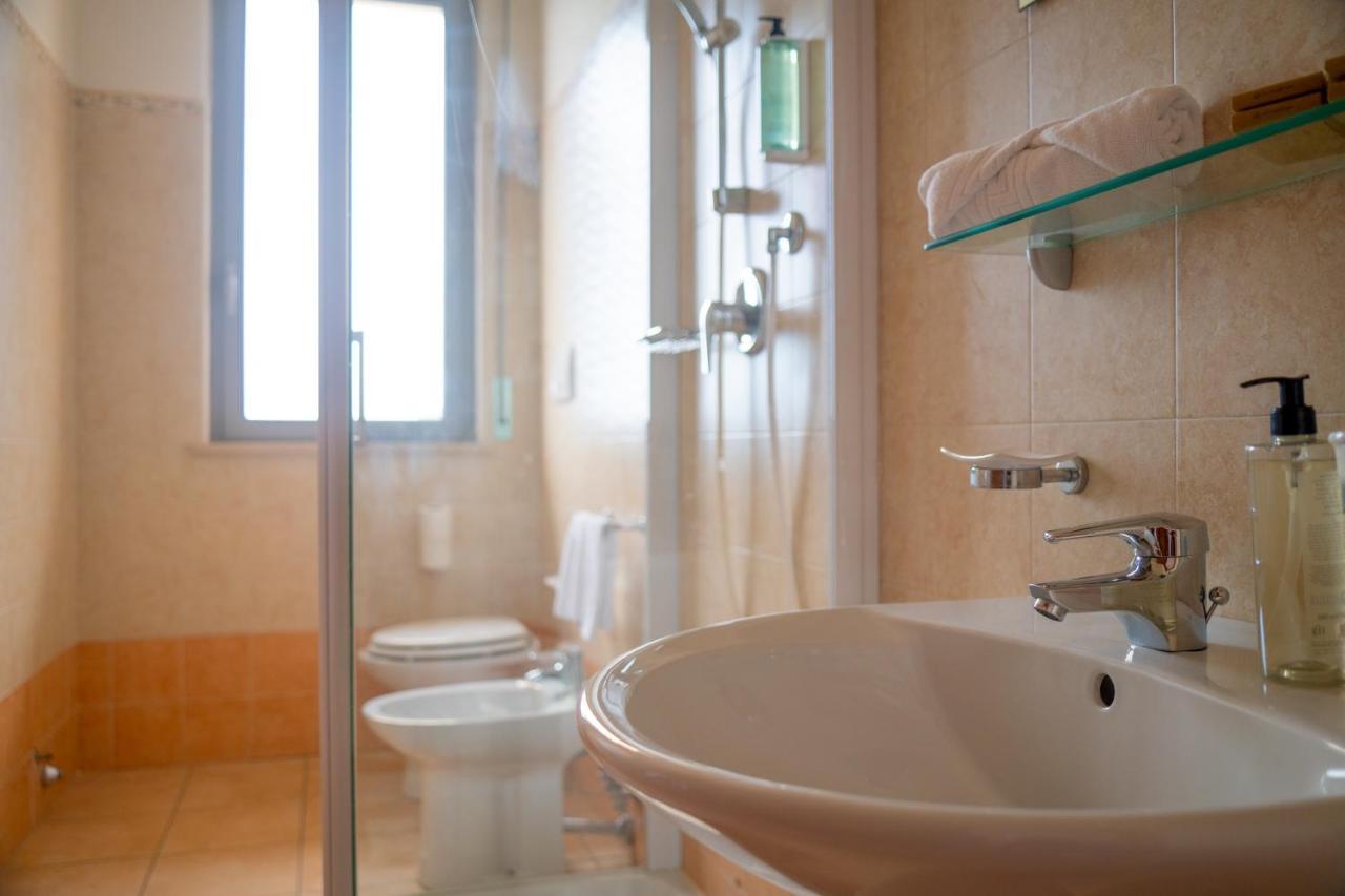Hotel Royal Джулианова Екстериор снимка